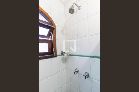 Casa à venda com 300m², 5 quartos e 5 vagas Casa à venda com 300m², 5 quartos e 5 vagasBanheiro 1