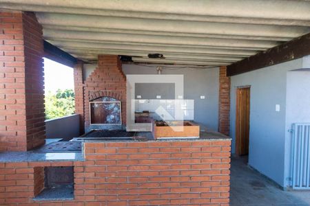 Casa à venda com 300m², 5 quartos e 5 vagas Casa à venda com 300m², 5 quartos e 5 vagasChurrasqueira