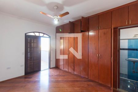 Casa à venda com 300m², 5 quartos e 5 vagas Casa à venda com 300m², 5 quartos e 5 vagasSuíte 1