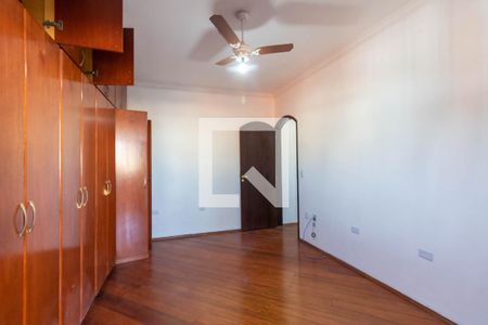 Casa à venda com 300m², 5 quartos e 5 vagas Casa à venda com 300m², 5 quartos e 5 vagasSuíte 1