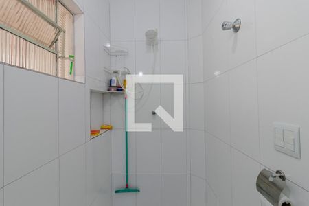 Casa à venda com 100m², 2 quartos e 1 vaga Casa à venda com 100m², 2 quartos e 1 vagaBanheiro