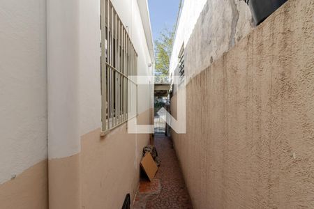 Casa à venda com 100m², 2 quartos e 1 vaga Casa à venda com 100m², 2 quartos e 1 vagaCorredor Lateral