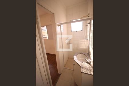 Banheiro  de casa de condomínio à venda com 2 quartos, 90m² em Imirim, São Paulo