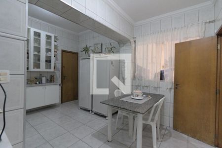 Apartamento à venda com 188m², 2 quartos e sem vaga Apartamento à venda com 188m², 2 quartos e sem vagaCozinha