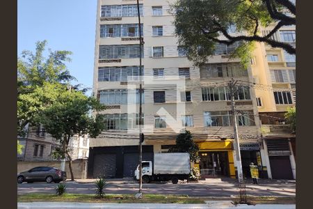 Apartamento à venda com 188m², 2 quartos e sem vaga