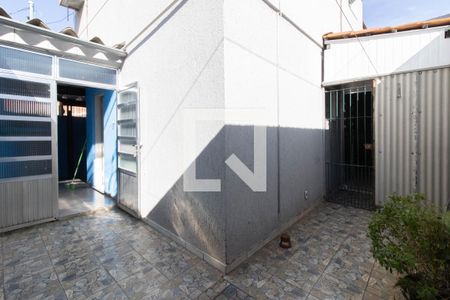 Casa à venda com 100m², 2 quartos e 2 vagasÁrea Externa