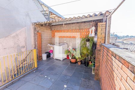 Casa à venda com 115m², 2 quartos e 1 vaga Casa à venda com 115m², 2 quartos e 1 vagaÁrea de serviço e terraço