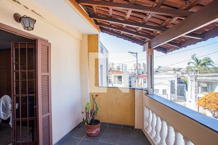 Casa à venda com 115m², 2 quartos e 1 vaga Casa à venda com 115m², 2 quartos e 1 vagaVaranda quarto 2