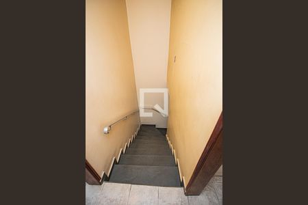 Escada de casa à venda com 2 quartos, 115m² em Chacara Nossa Senhora Aparecida, São Paulo