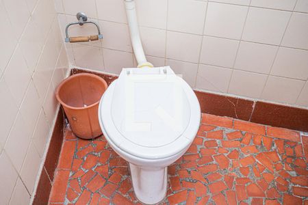 Casa à venda com 115m², 2 quartos e 1 vaga Casa à venda com 115m², 2 quartos e 1 vagaBanheiro de Serviço