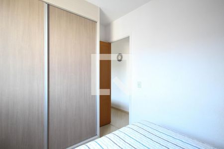Quarto 1 de apartamento para alugar com 2 quartos, 40m² em São Pedro, Osasco