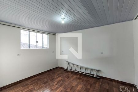 Quarto de casa para alugar com 1 quarto, 100m² em Jardim Trianon, Taboão da Serra