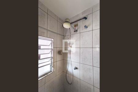 Banheiro de casa para alugar com 1 quarto, 50m² em Jardim Trianon, Taboão da Serra