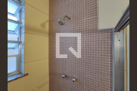 Apartamento à venda com 130m², 3 quartos e 1 vaga Apartamento à venda com 130m², 3 quartos e 1 vagaBanheiro da Suíte