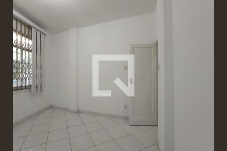Apartamento à venda com 130m², 3 quartos e 1 vaga Apartamento à venda com 130m², 3 quartos e 1 vagaQuarto 2