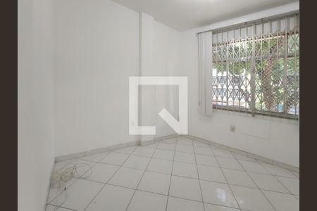 Apartamento à venda com 130m², 3 quartos e 1 vaga Apartamento à venda com 130m², 3 quartos e 1 vagaQuarto 2