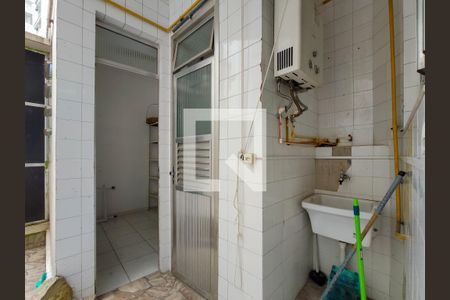 Apartamento à venda com 130m², 3 quartos e 1 vaga Apartamento à venda com 130m², 3 quartos e 1 vagaÁrea de Serviço