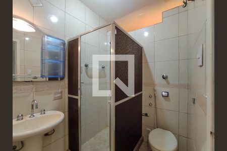 Apartamento à venda com 130m², 3 quartos e 1 vaga Apartamento à venda com 130m², 3 quartos e 1 vagaBanheiro Corredor