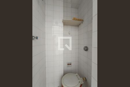 Apartamento à venda com 130m², 3 quartos e 1 vaga Apartamento à venda com 130m², 3 quartos e 1 vagaBanheiro de serviço