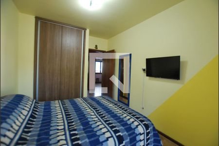 Casa à venda com 222m², 5 quartos e 2 vagasQuarto 2