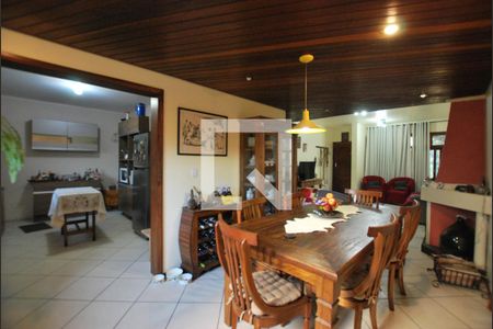 Sala de Jantar de casa à venda com 5 quartos, 222m² em Teresópolis, Porto Alegre