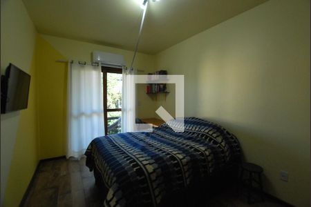 Casa à venda com 222m², 5 quartos e 2 vagasQuarto 2