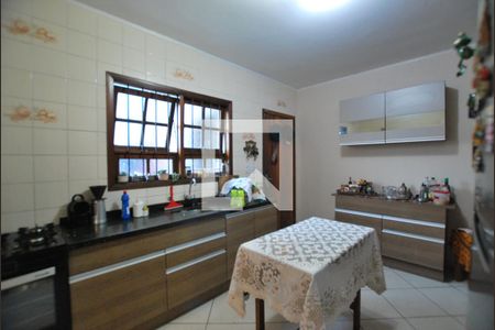 Casa à venda com 222m², 5 quartos e 2 vagasCozinha