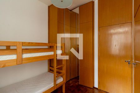 Apartamento à venda com 168m², 3 quartos e 1 vaga Apartamento à venda com 168m², 3 quartos e 1 vagaQuarto 2