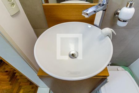 Apartamento à venda com 168m², 3 quartos e 1 vaga Apartamento à venda com 168m², 3 quartos e 1 vagaBanheiro 2