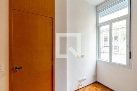 Apartamento à venda com 168m², 3 quartos e 1 vaga Apartamento à venda com 168m², 3 quartos e 1 vagaQuarto 2