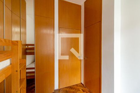 Apartamento à venda com 168m², 3 quartos e 1 vaga Apartamento à venda com 168m², 3 quartos e 1 vagaQuarto 2