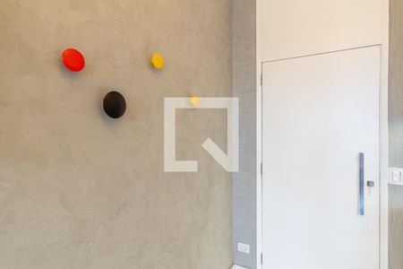 Apartamento à venda com 168m², 3 quartos e 1 vaga Apartamento à venda com 168m², 3 quartos e 1 vagaEntrada