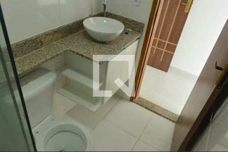 Banheiro da Suíte  de casa para alugar com 3 quartos, 94m² em Curicica, Rio de Janeiro