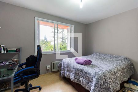 Quarto 2 de apartamento à venda com 2 quartos, 70m² em Passo da Areia, Porto Alegre