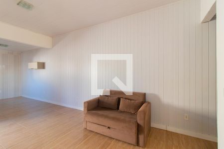 Sala de casa para alugar com 2 quartos, 60m² em Partenon, Porto Alegre