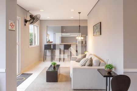 Apartamento para alugar com 31m², 1 quarto e sem vaga Apartamento para alugar com 31m², 1 quarto e sem vagaÁrea comum - Salão de festas