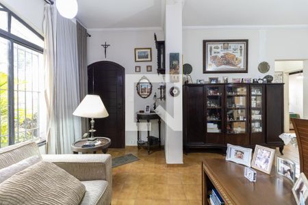 Sala de casa à venda com 3 quartos, 140m² em Jardim da Saúde, São Paulo