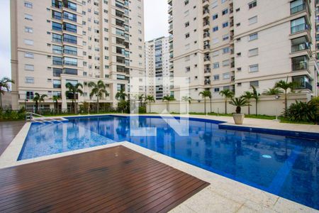 Apartamento à venda com 236m², 3 quartos e 4 vagasÁrea comum - Piscina 1