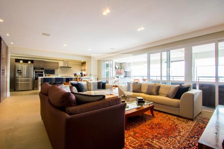 Apartamento à venda com 236m², 3 quartos e 4 vagasSala de estar