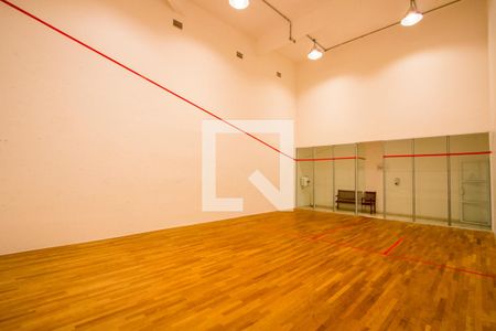 Apartamento à venda com 236m², 3 quartos e 4 vagasÁrea comum - Quadra de Squash