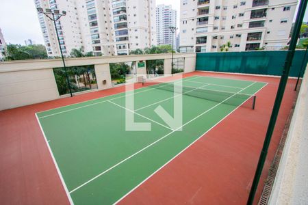 Apartamento à venda com 236m², 3 quartos e 4 vagasÁrea comum - Quadra de tenis