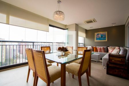 Apartamento à venda com 236m², 3 quartos e 4 vagasVaranda gourmet