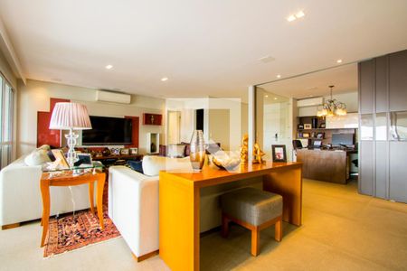 Apartamento à venda com 236m², 3 quartos e 4 vagasSala de estar