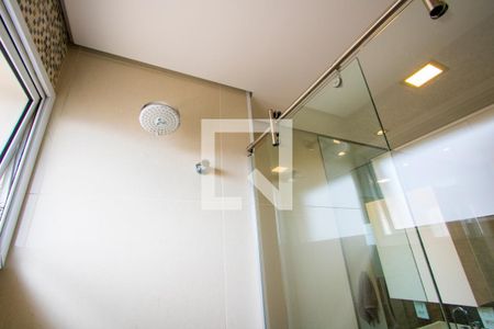 Apartamento à venda com 236m², 3 quartos e 4 vagasBanheiro do quarto 2