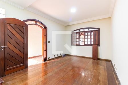 Sala de casa para alugar com 3 quartos, 180m² em Vila Campo Grande, São Paulo