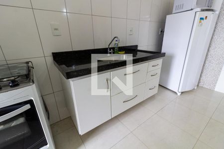 Apartamento para alugar com 82m², 2 quartos e 2 vagasDetalhe da cozinha