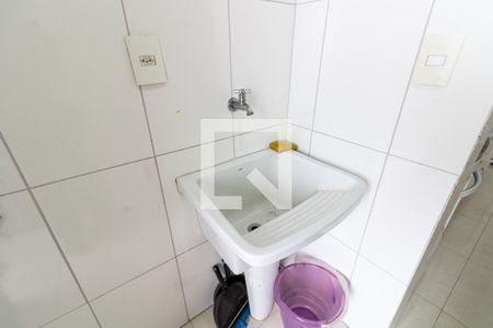 Apartamento para alugar com 82m², 2 quartos e 2 vagasDetalhe da área de serviço