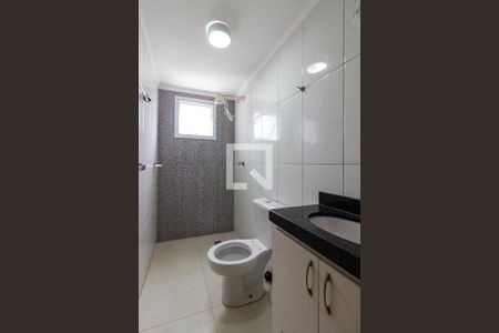 Apartamento para alugar com 82m², 2 quartos e 2 vagasBanheiro social