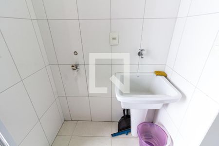 Apartamento para alugar com 82m², 2 quartos e 2 vagasDetalhe da área de serviço