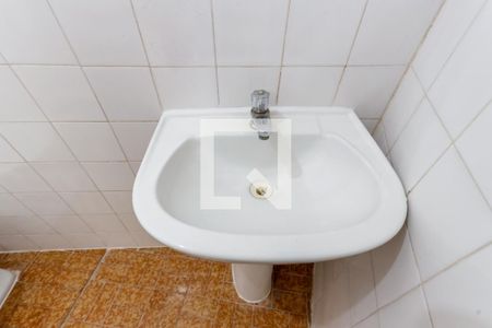 Casa à venda com 160m², 2 quartos e 1 vaga Casa à venda com 160m², 2 quartos e 1 vagaBanheiro de Serviço